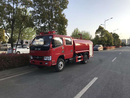 雙排4噸消防灑水車